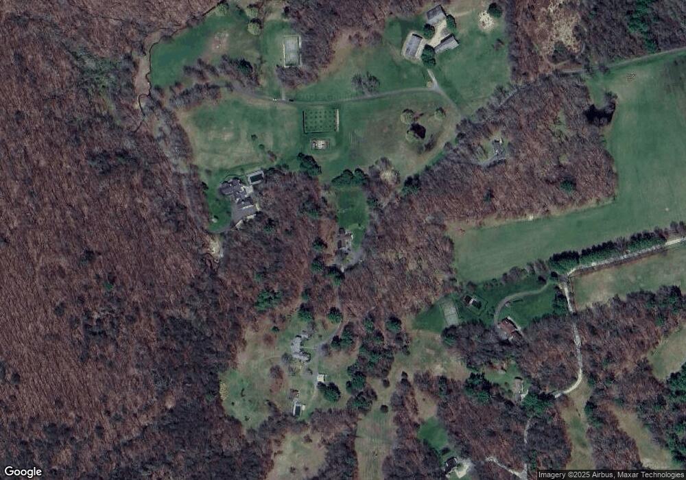 270 Under Mountain Rd, Salisbury, CT 06068 - photo 1