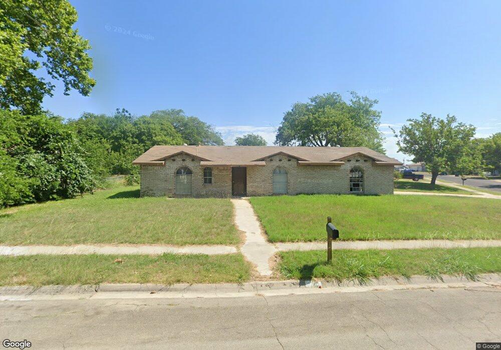 411 E Avenue B, Copperas Cove, TX 76522 - photo 1