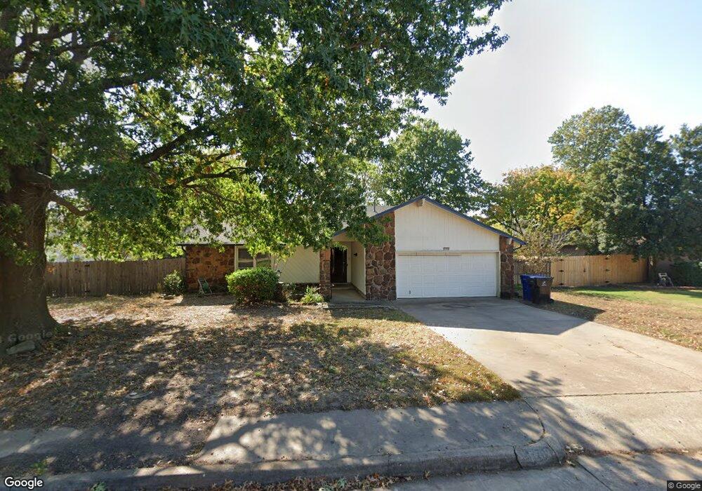 1209 W Edgewater St, Broken Arrow, OK 74012 - photo 1