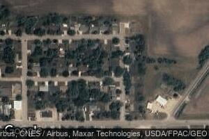 213 1st St NE, Clarks Grove, MN 56016