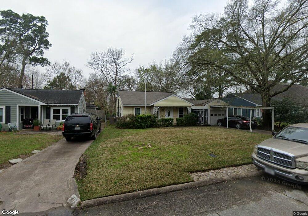 1721 Viking Dr, Houston, TX 77018 - photo 1