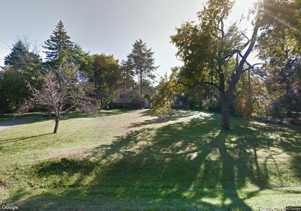 1210 Oxford Rd, Bloomfield Hills, MI 48304 - photo 1