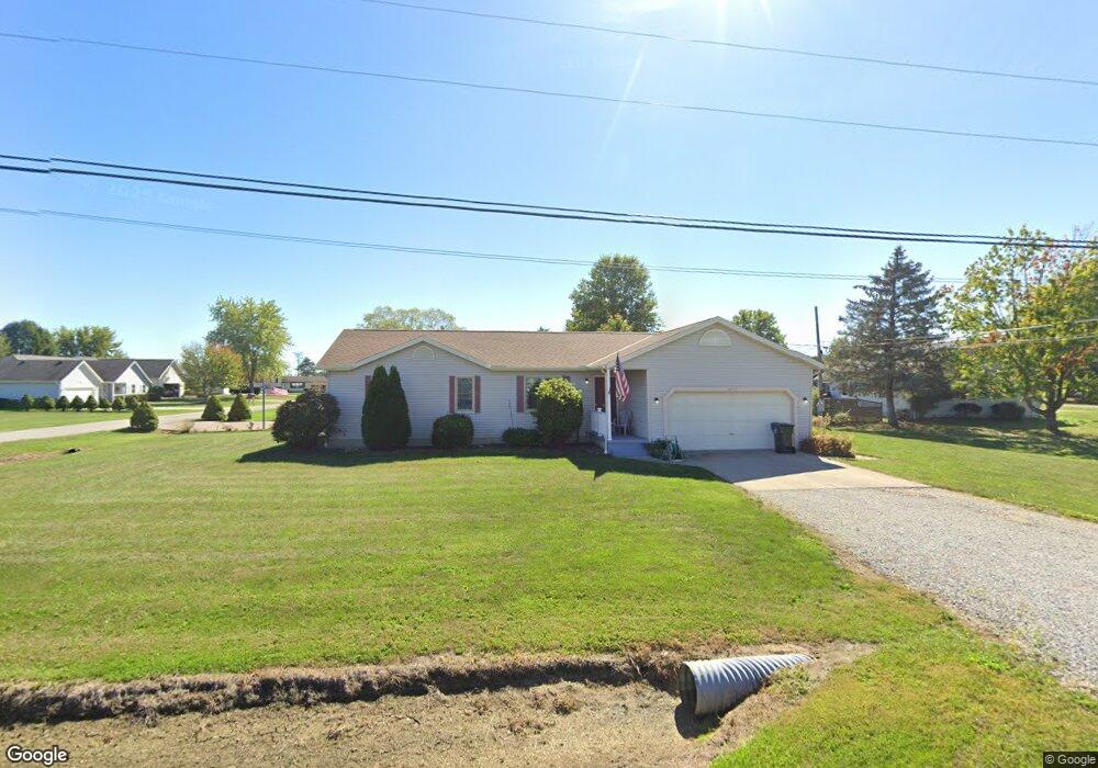 42229 Meadow Ln, Lagrange, OH 44050 - photo 1