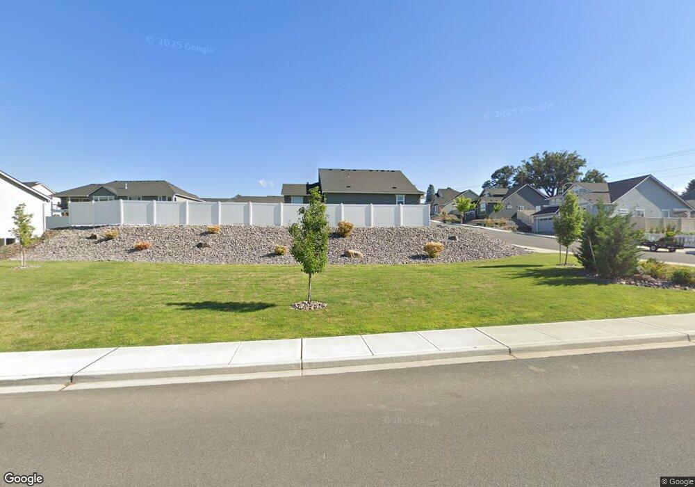 669 S Juli Ave, East Wenatchee, WA 98802 - photo 1