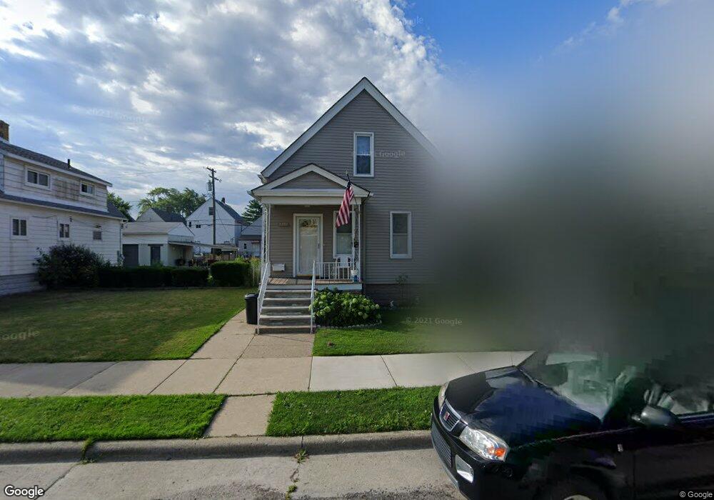 2252 Norwalk St, HamtraMcK, MI 48212 - photo 1