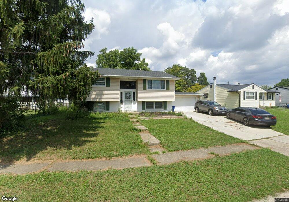 890 Maurine Dr, Columbus, OH 43228 - photo 1