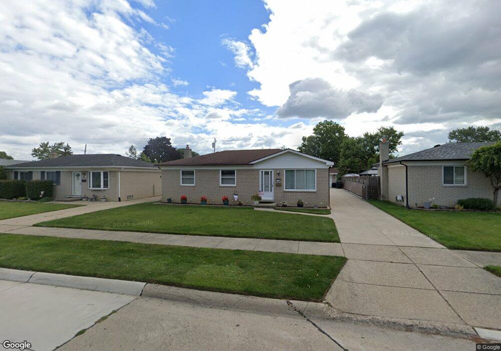 27158 Perry St, Roseville, MI 48066 - photo 1