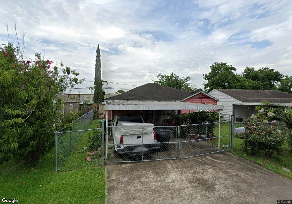 1610 Walton St, Houston, TX 77009 - photo 1