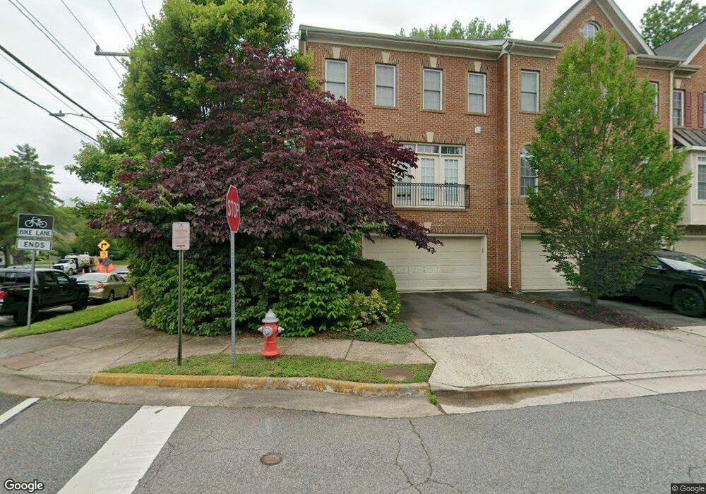 5990 Meadow Brook Dr, Burke, VA 22015 - photo 1