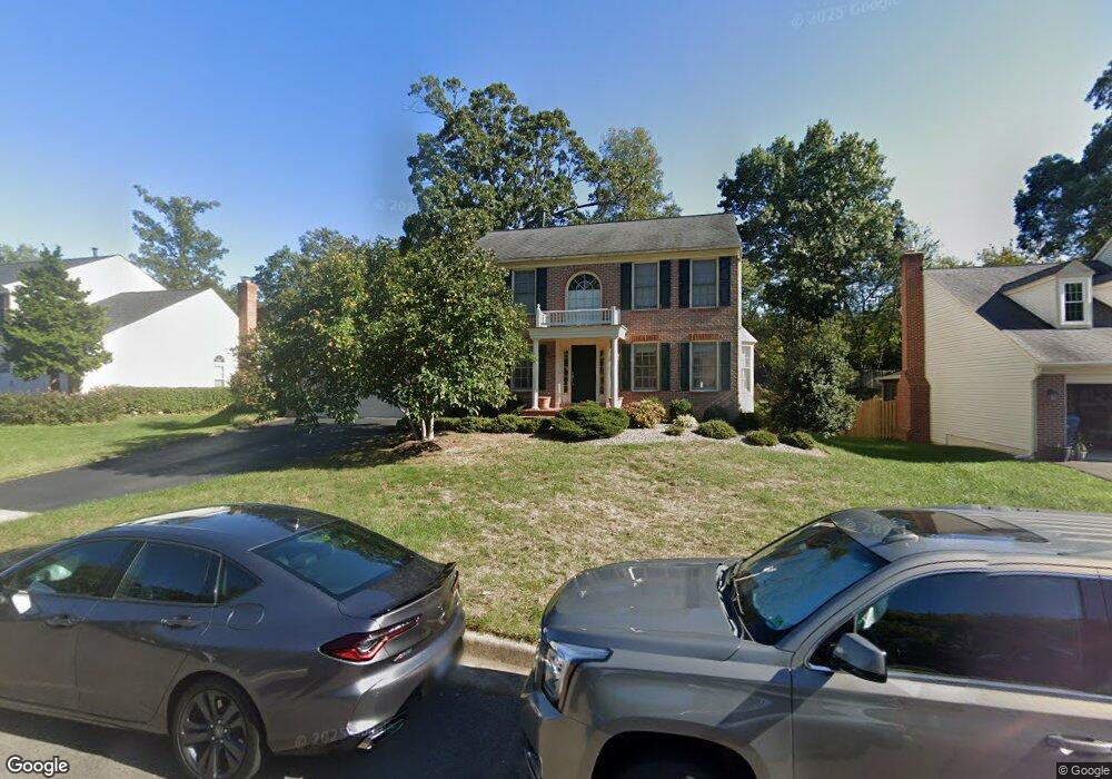 4940 Edge Rock Dr, Chantilly, VA 20151 - photo 1