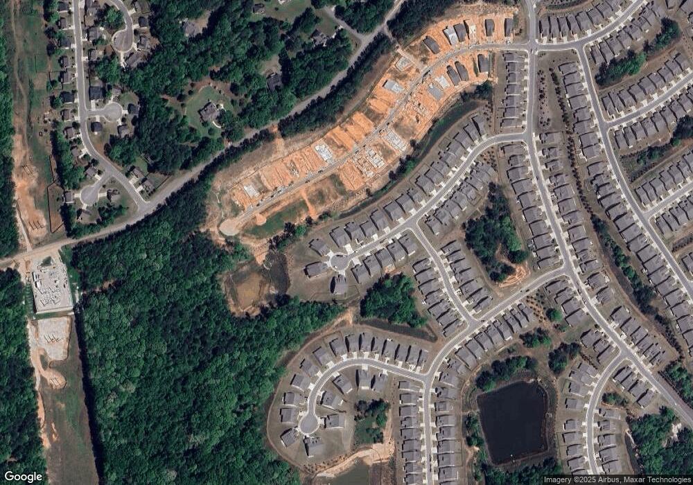 194 Rabun Ct, Hoschton, GA 30548 - photo 1