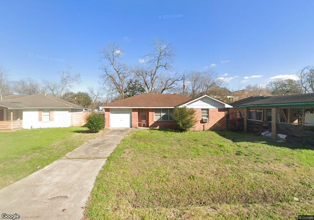 4122 Cornell St, Houston, TX 77022 - photo 1