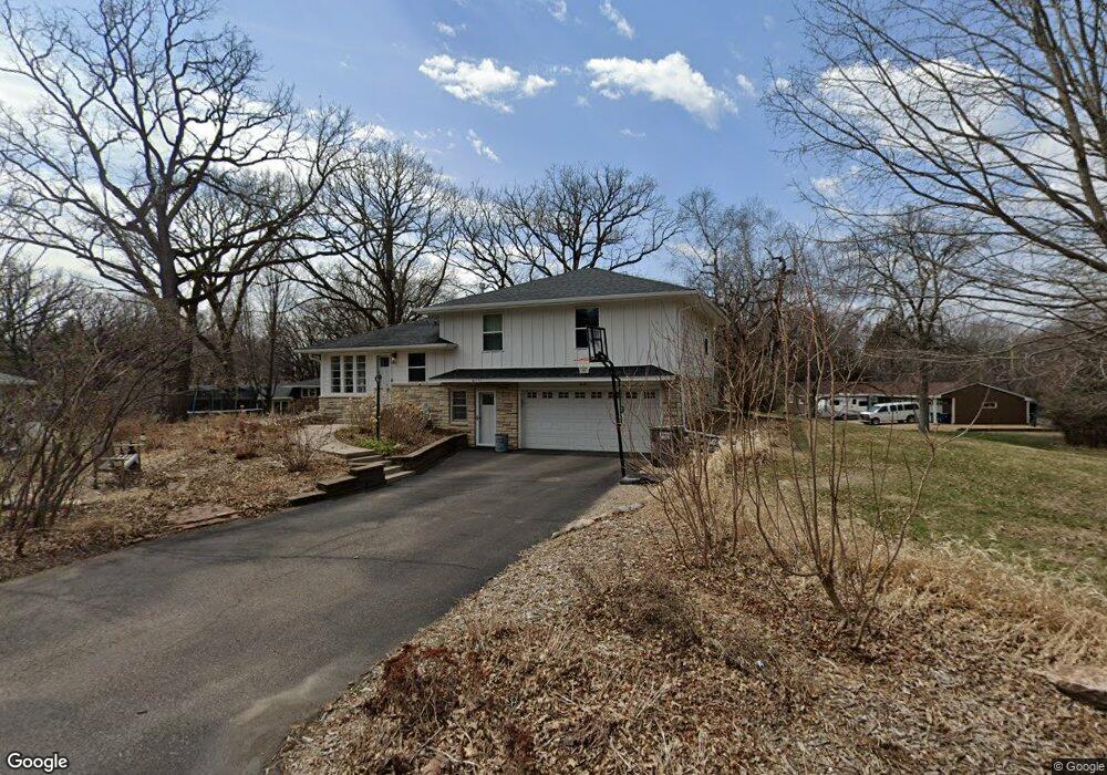 16115 Temple Ln, Minnetonka, MN 55345 - photo 1