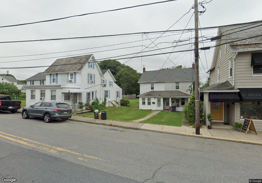 10 E Main St, Pen Argyl, PA 18072 - photo 1