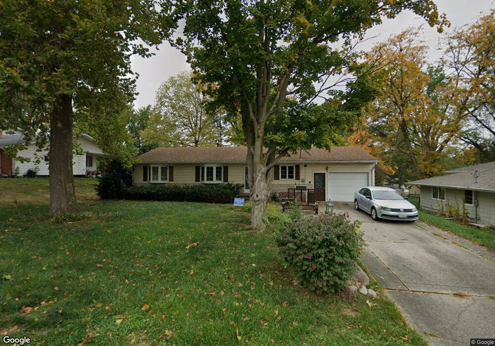 1407 W 13th St S, Newton, IA 50208 - photo 1