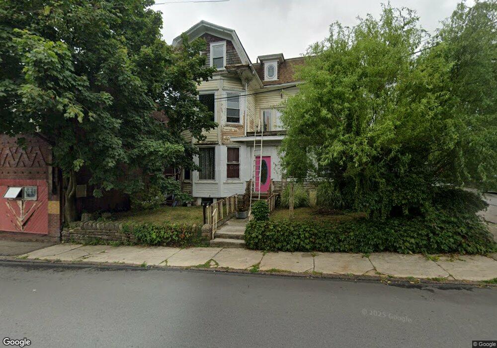 38 N Vine St, Hazleton, PA 18201 - photo 1