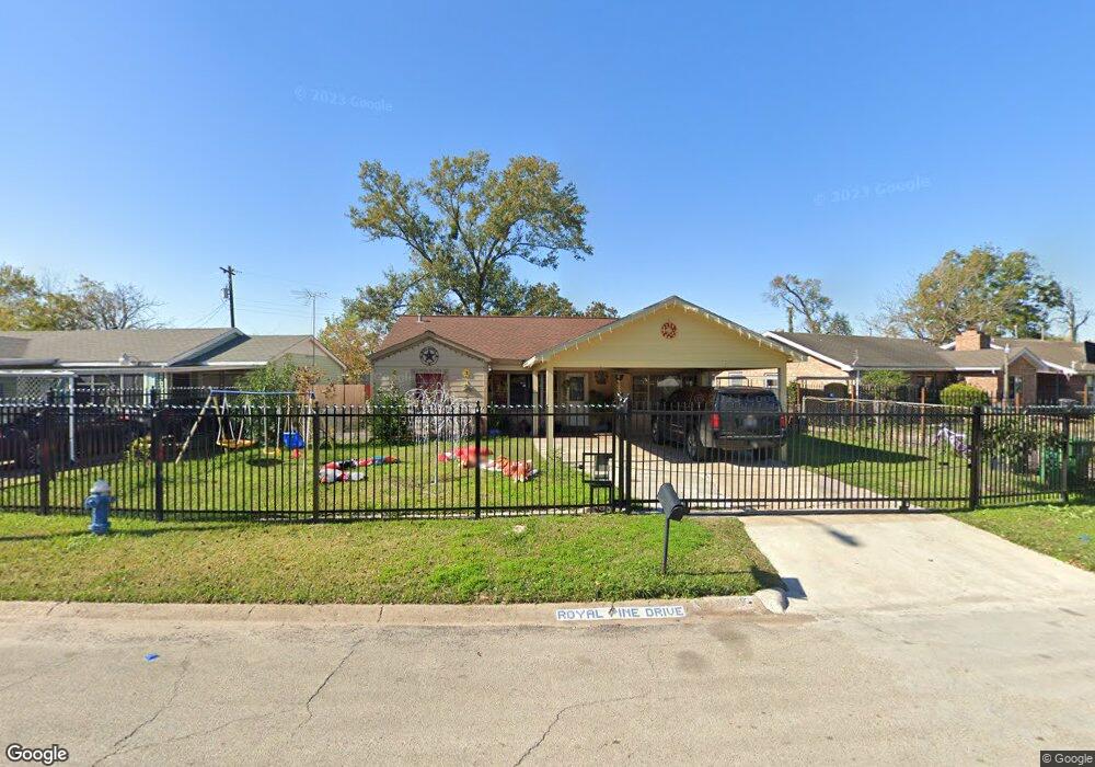 10719 Royal Pine Dr, Houston, TX 77093 - photo 1