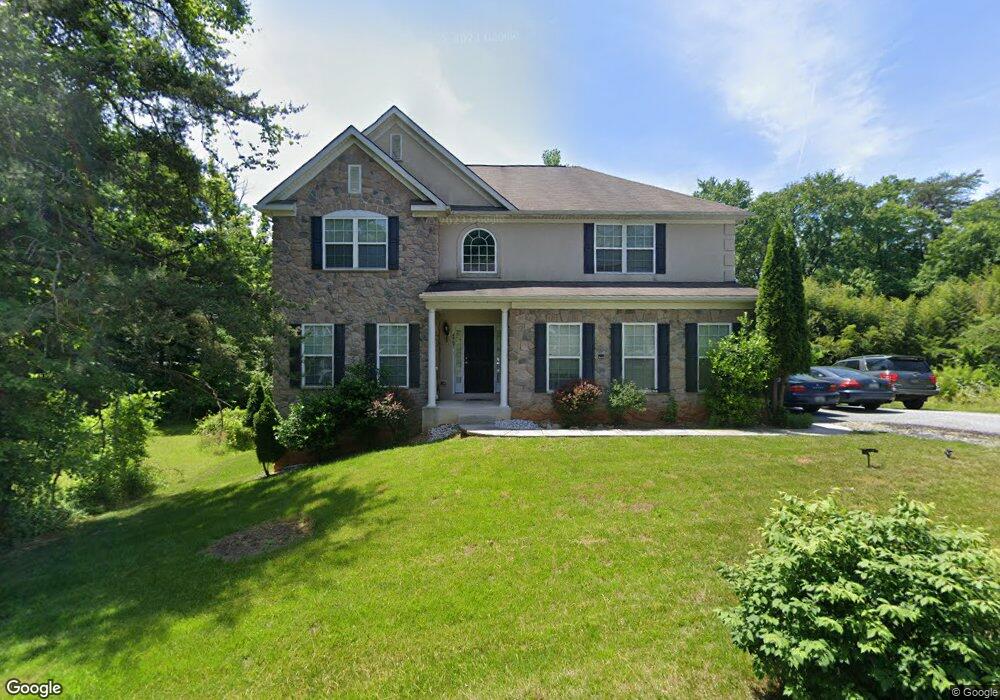 4907 Shanti Ln, Rosedale, MD 21237 - photo 1
