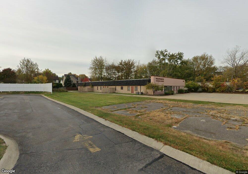 1433 W Bagley Rd unit 400, Berea, OH 44017 - photo 1