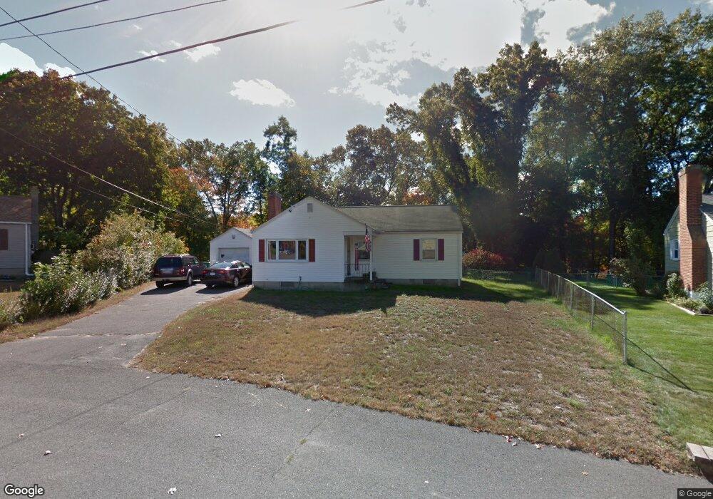 137 Mandalay Rd, Chicopee, MA 01020 - photo 1