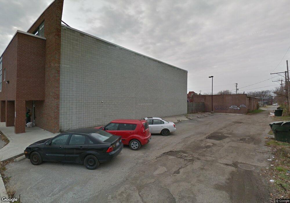 1325 E Cherry St, Columbus, OH 43205 - photo 1