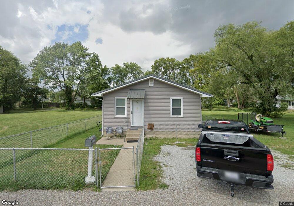 2112 5th St, Columbus, IN 47201 - photo 1