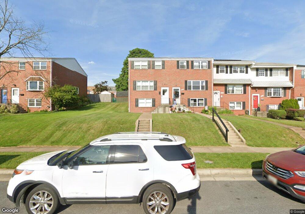 5635 Chelwynd Rd, Halethorpe, MD 21227 - photo 1