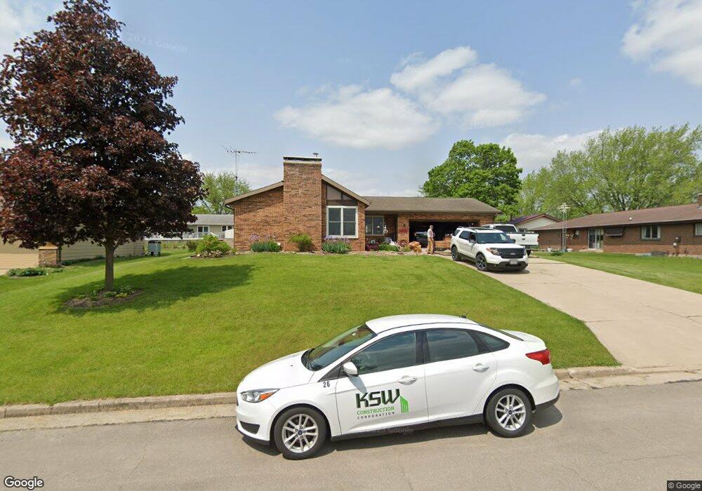 907 Bluff View Ct, Argyle, WI 53504 - photo 1