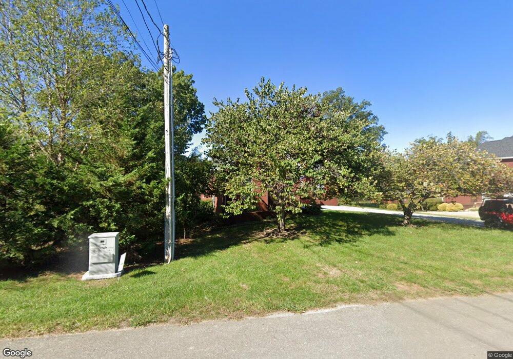 710 Cove View Cir, Cookeville, TN 38506 - photo 1