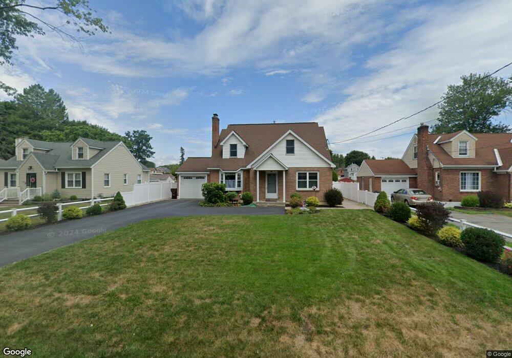 11 Windsor Dr, Schenectady, NY 12302 - photo 1