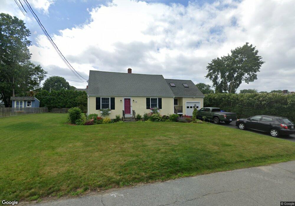 70 Cliff Dr, Bristol, RI 02809 - photo 1