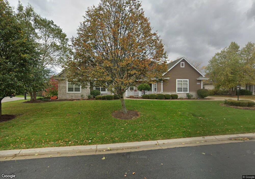 W133N6235 Hummingbird Way, Menomonee Falls, WI 53051 - photo 1