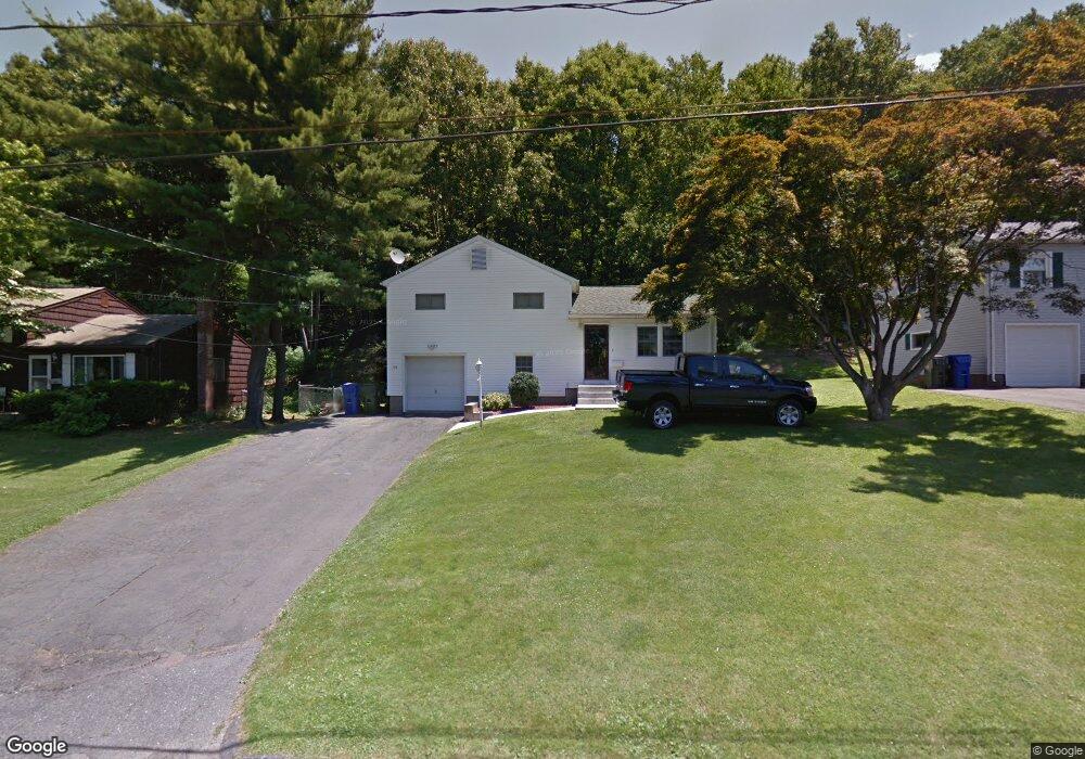 179 Brentwood Rd, Newington, CT 06111 - photo 1