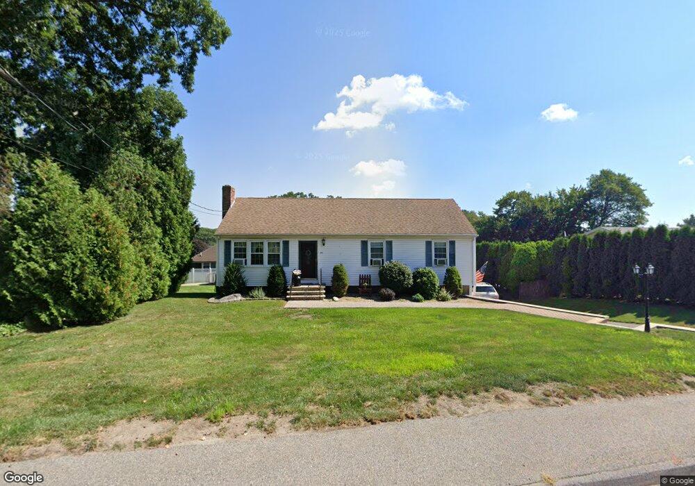 29 Highland St, Milford, MA 01757 - photo 1