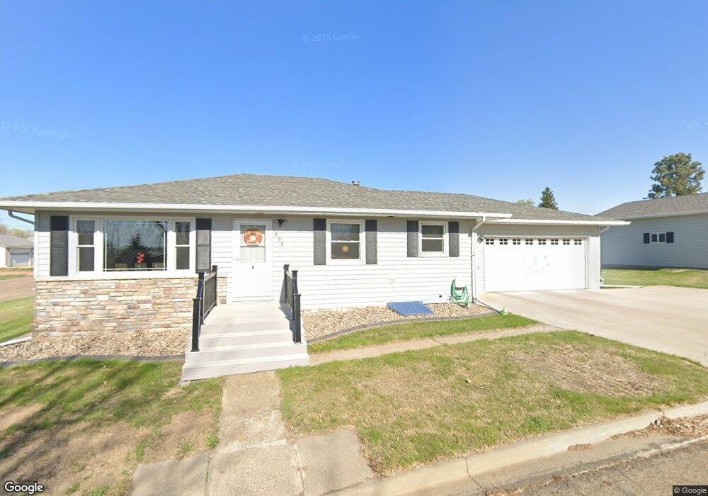 404 S 3rd St, Glen Ullin, ND 58631 - photo 1