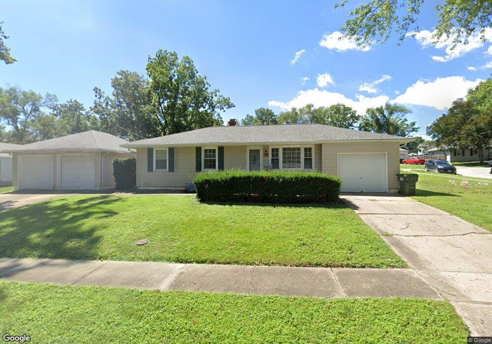 708 NW Summit St, Blue Springs, MO 64015 - photo 1