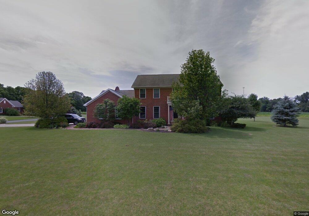 16558 Maureen Dr, Kenton, OH 43326 - photo 1