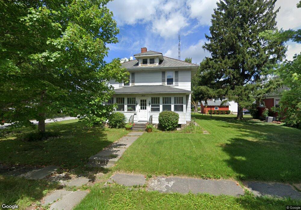 365 Center St, Berne, IN 46711 - photo 1