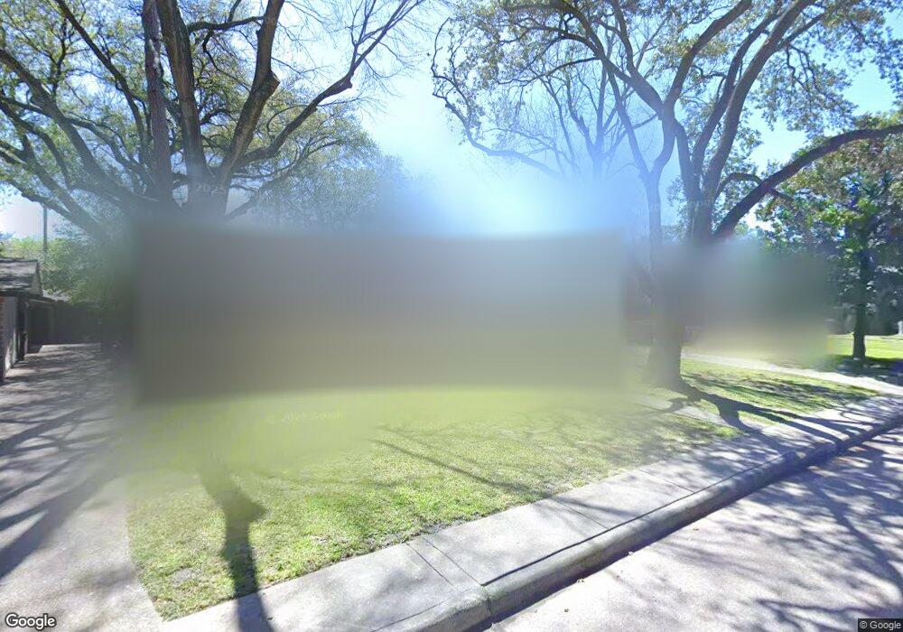 12419 Woodthorpe Ln, Houston, TX 77024 - photo 1