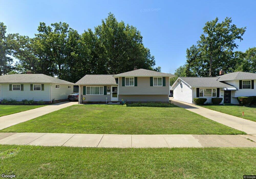 1822 Kennedy Dr, Wickliffe, OH 44092 - photo 1