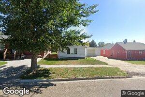 126 2nd St SE, Garrison, ND 58540