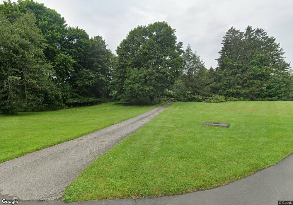 5 Old Field Ln, Redding, CT 06896 - photo 1