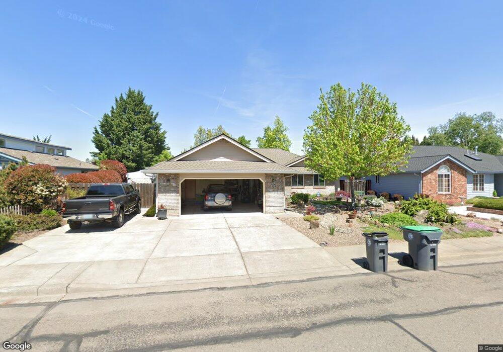 524 Brandon St, Central Point, OR 97502 - photo 1