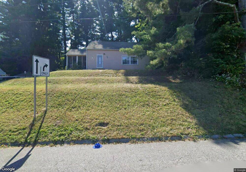 284 Cherry St, Holyoke, MA 01040 - photo 1