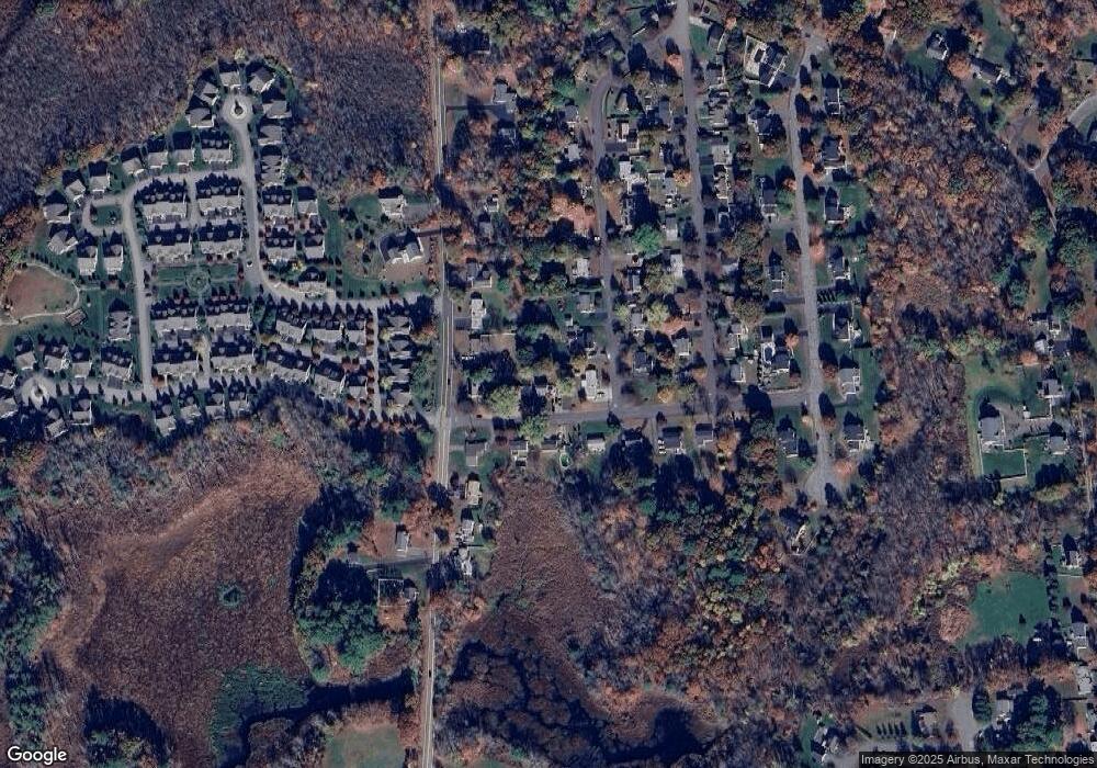 5 Clover Ln, Medway, MA 02053 - photo 1