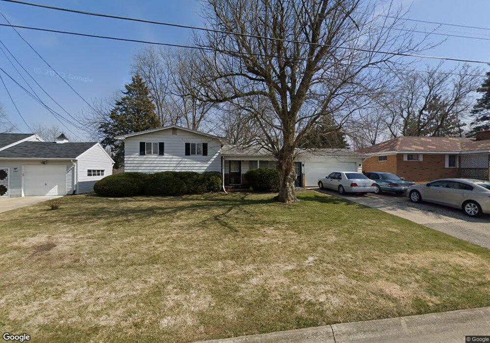 1107 Elodie Dr, Flint, MI 48532 - photo 1