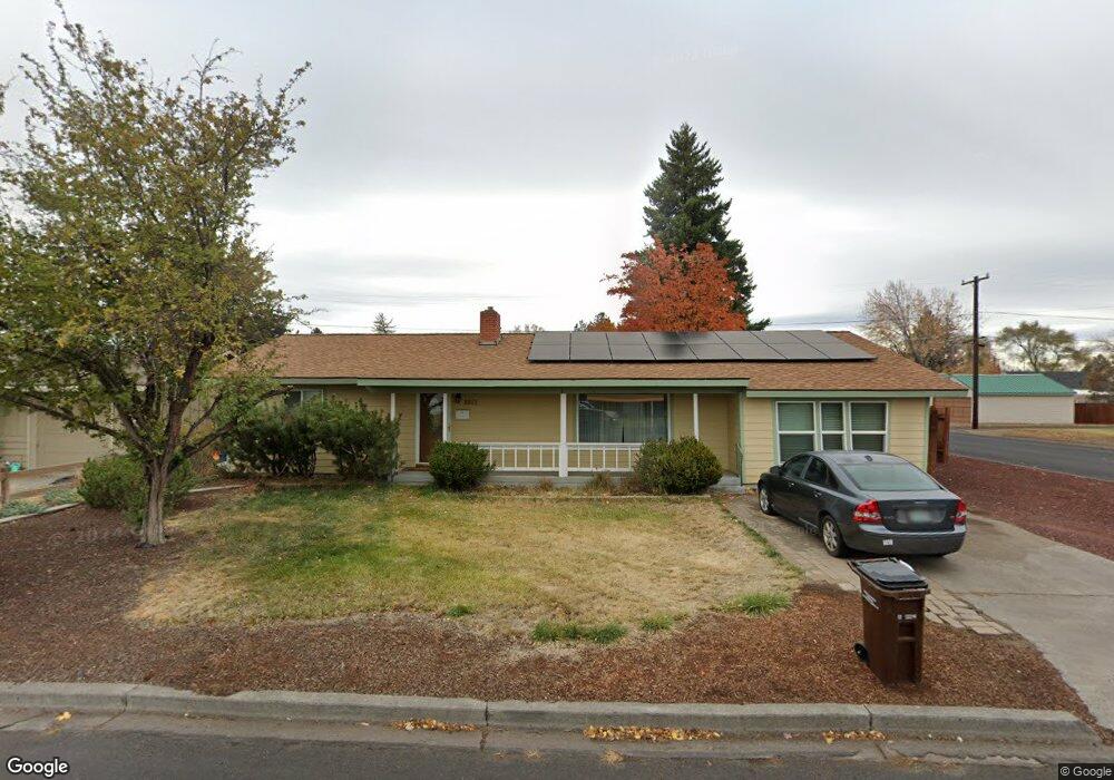 1011 SW 13th St, Redmond, OR 97756 - photo 1