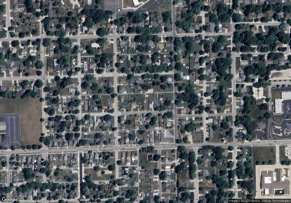 922 E 5th St, Auburn, IN 46706 - photo 1