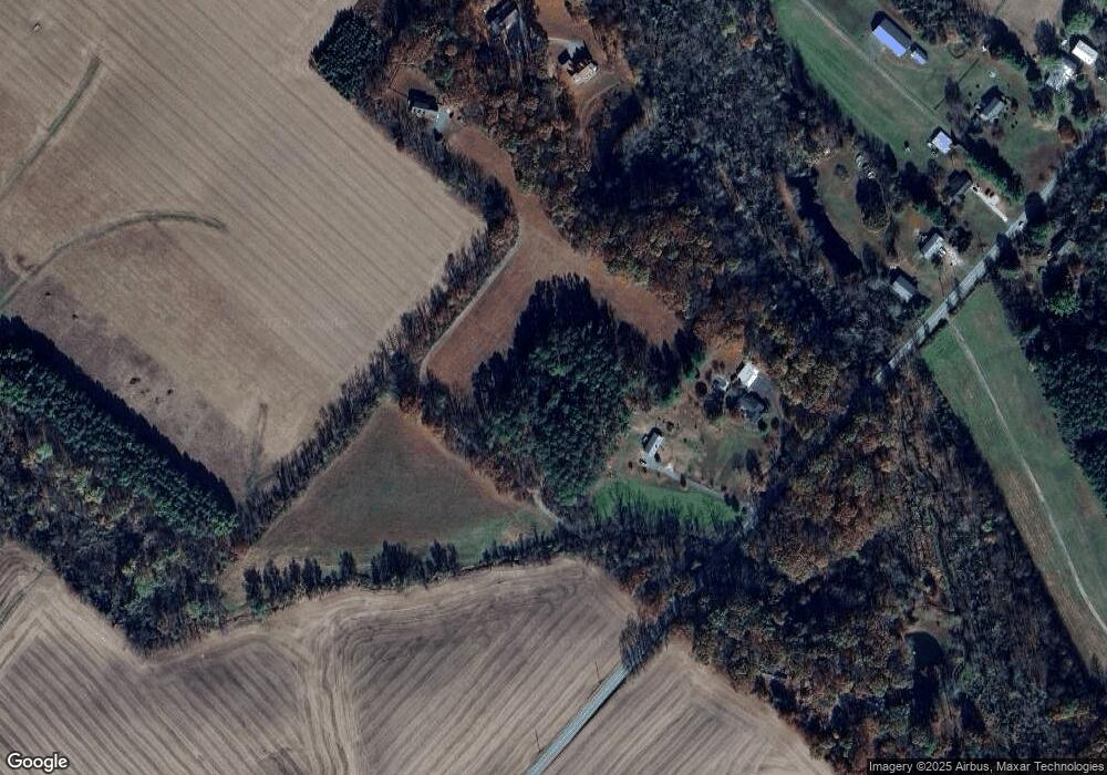 8214 Whispering Pines Ln, Chestertown, MD 21620 - photo 1