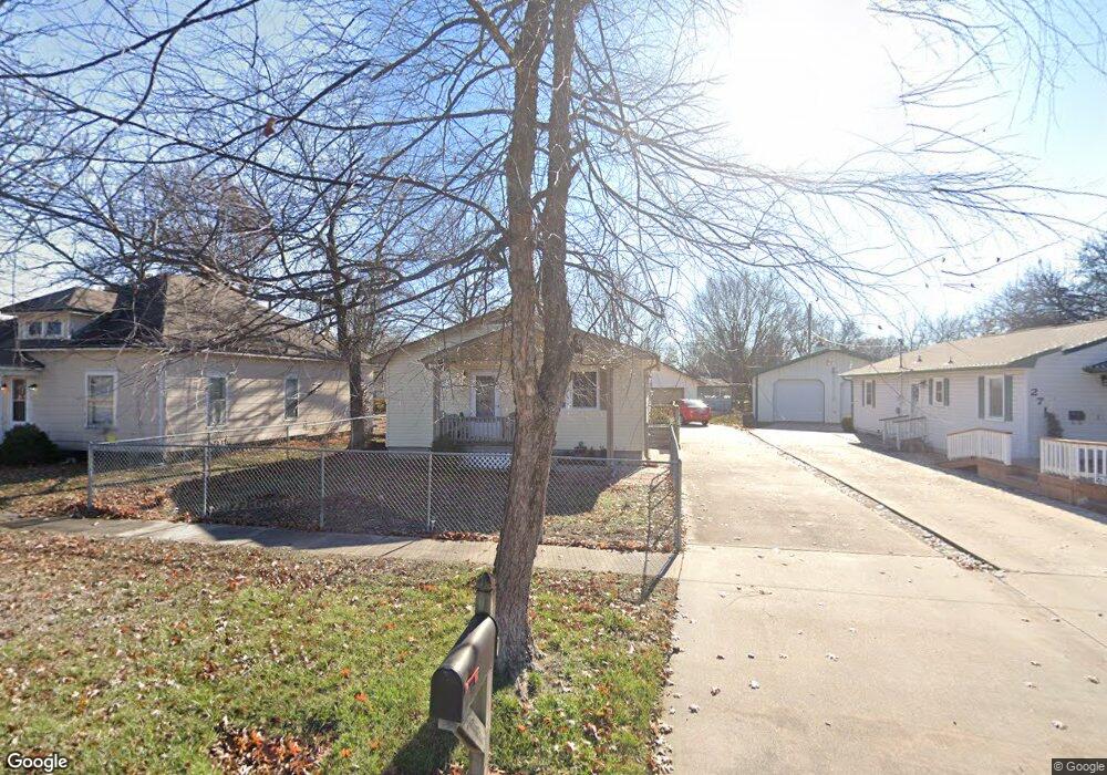 2708 Morgan Ave, Parsons, KS 67357 - photo 1
